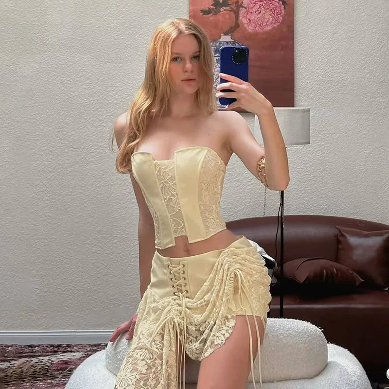 Aiertu  -  Two Piece Outfits Woman Set Vintage Lace Spliced Tube Top and Mini Skirt Coords Sets Woman Summer Clothes P94-EG32 Aiertu