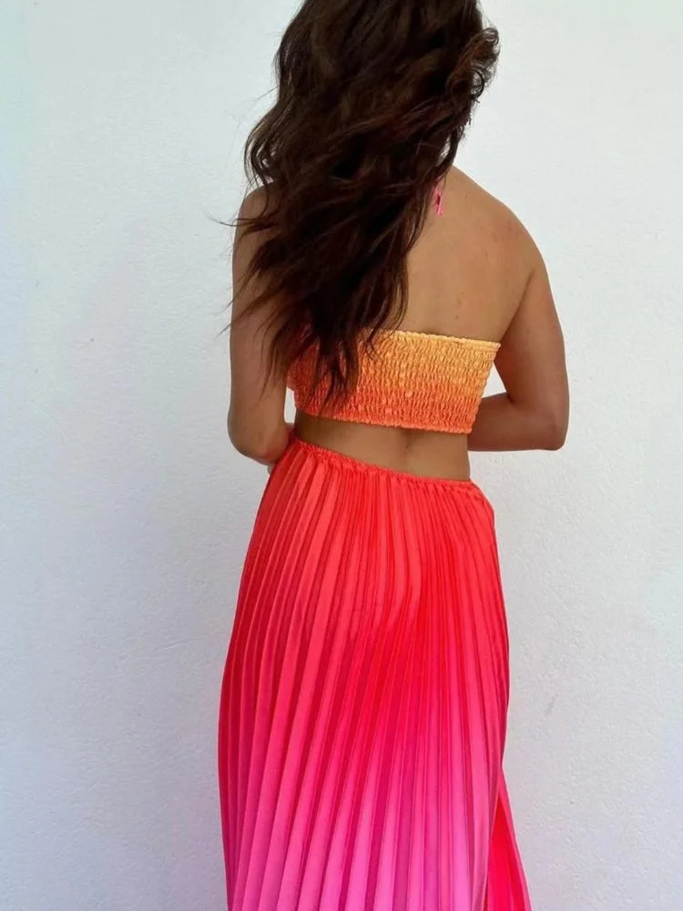 Aiertu  -  New Summer Gradient Halter Pleated Long Dress Sexy Off Shoulder Backless Wrap Chest Sundress Women's Beach Vacation Dress Aiertu