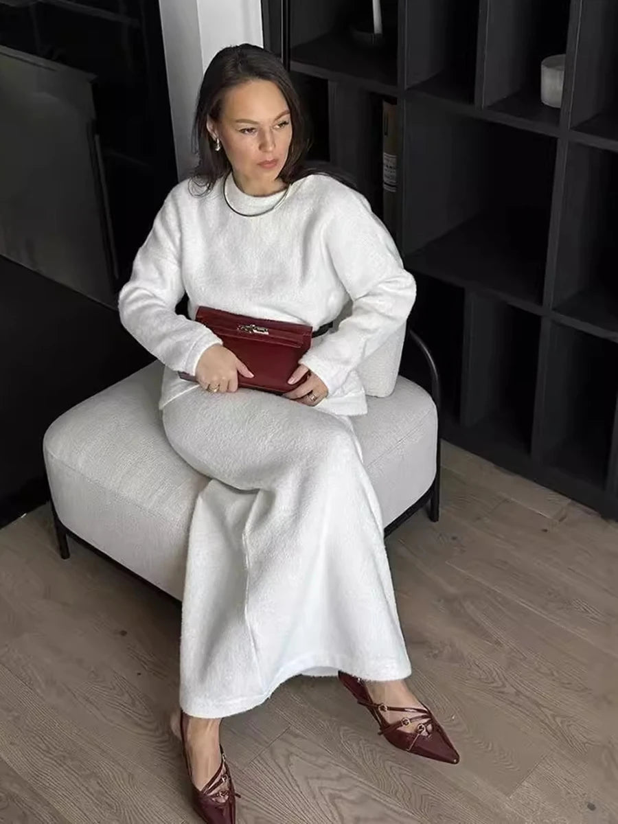 Aiertu  -   Autumn Winter Solid Knitted 2 Piece Set Women O Neck Long Sleeve Sweater+Long Skirts Sets Elegant Fashion Casual Suits 2026 New Aiertu