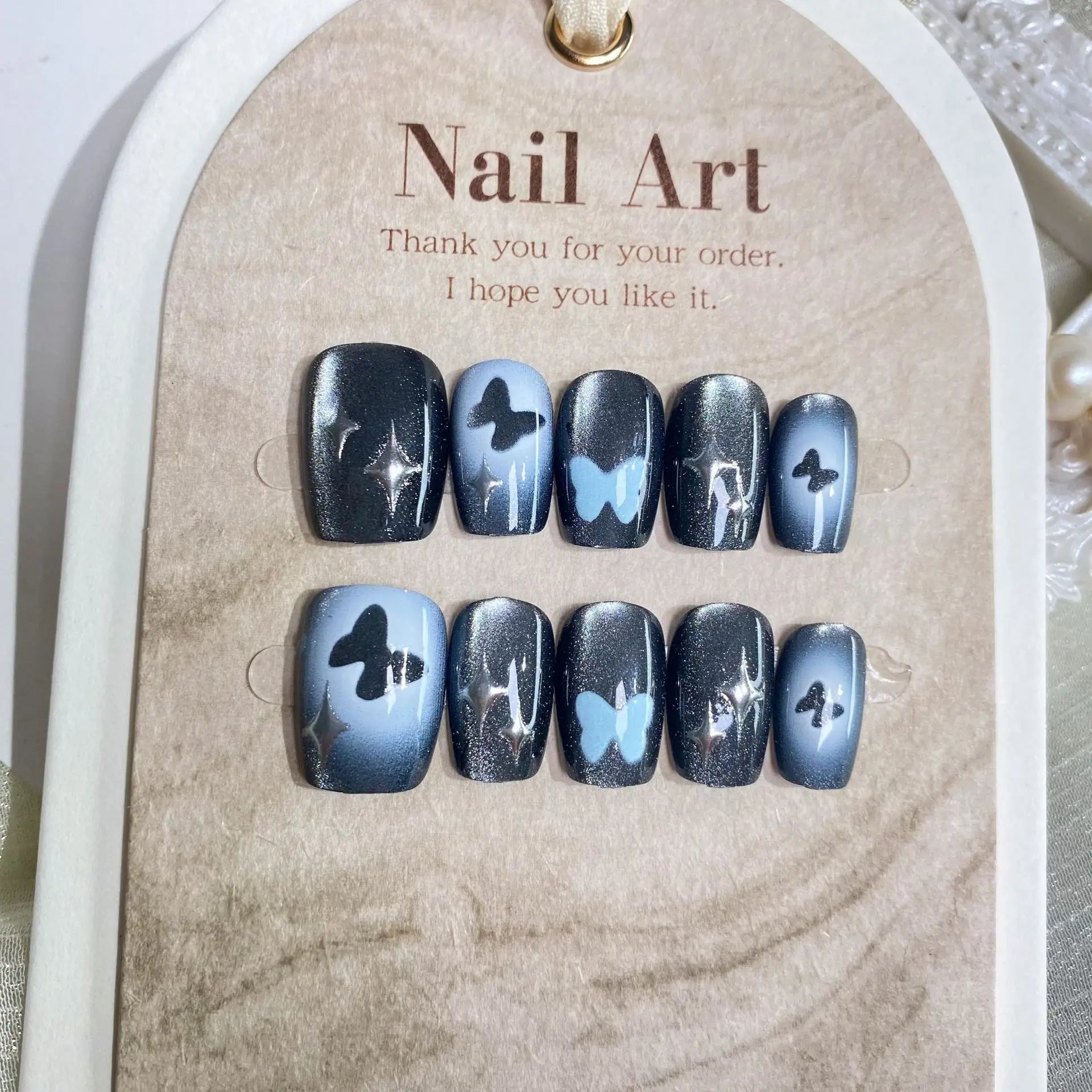 Aiertu  -  24PCS Y2k Short Coffin Press on False Nail with Glue Butterfly Metallic Silver Blush Fake Nail for Spice Girls Wearable Ins Nail Aiertu