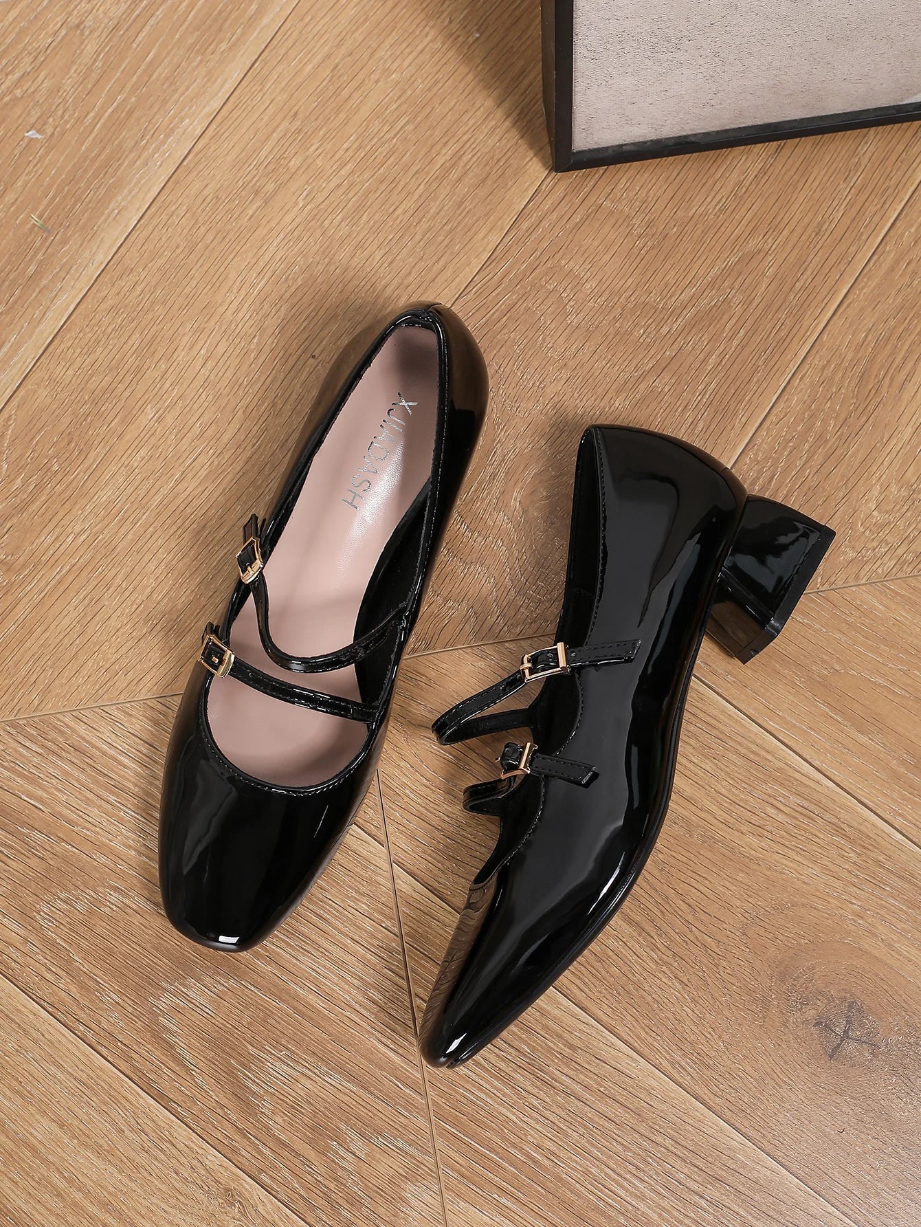 Aiertu  -  French Mary Jane shoes, small leather shoes, thick heels, women's shallow mouth single shoes Aiertu