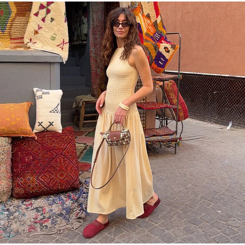 Aiertu  -  Fashion Elastic Pleated Patchwork Midi Dress For Women Chic Sleeveless O-neck Tank Long Beach Dress Female Vacation Party Robe Aiertu