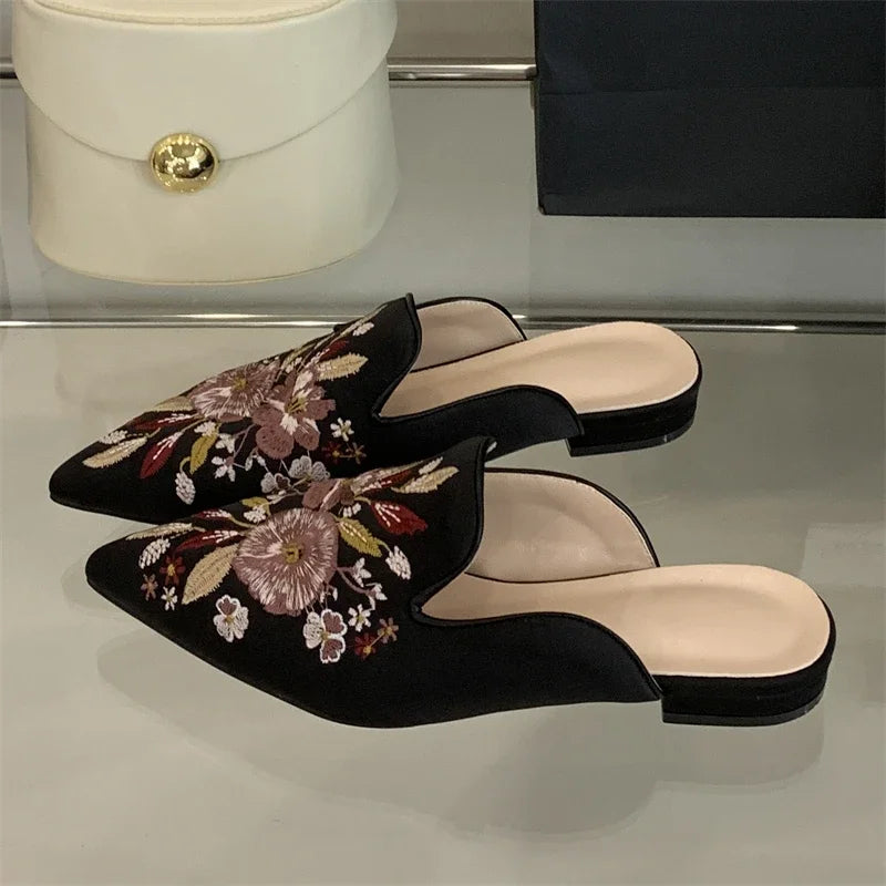 Aiertu  -   Summer Pointed Toe Women Slippers Fashion Vintage Embroidery Square Low Heels Party Dress Mules Shoes Aiertu