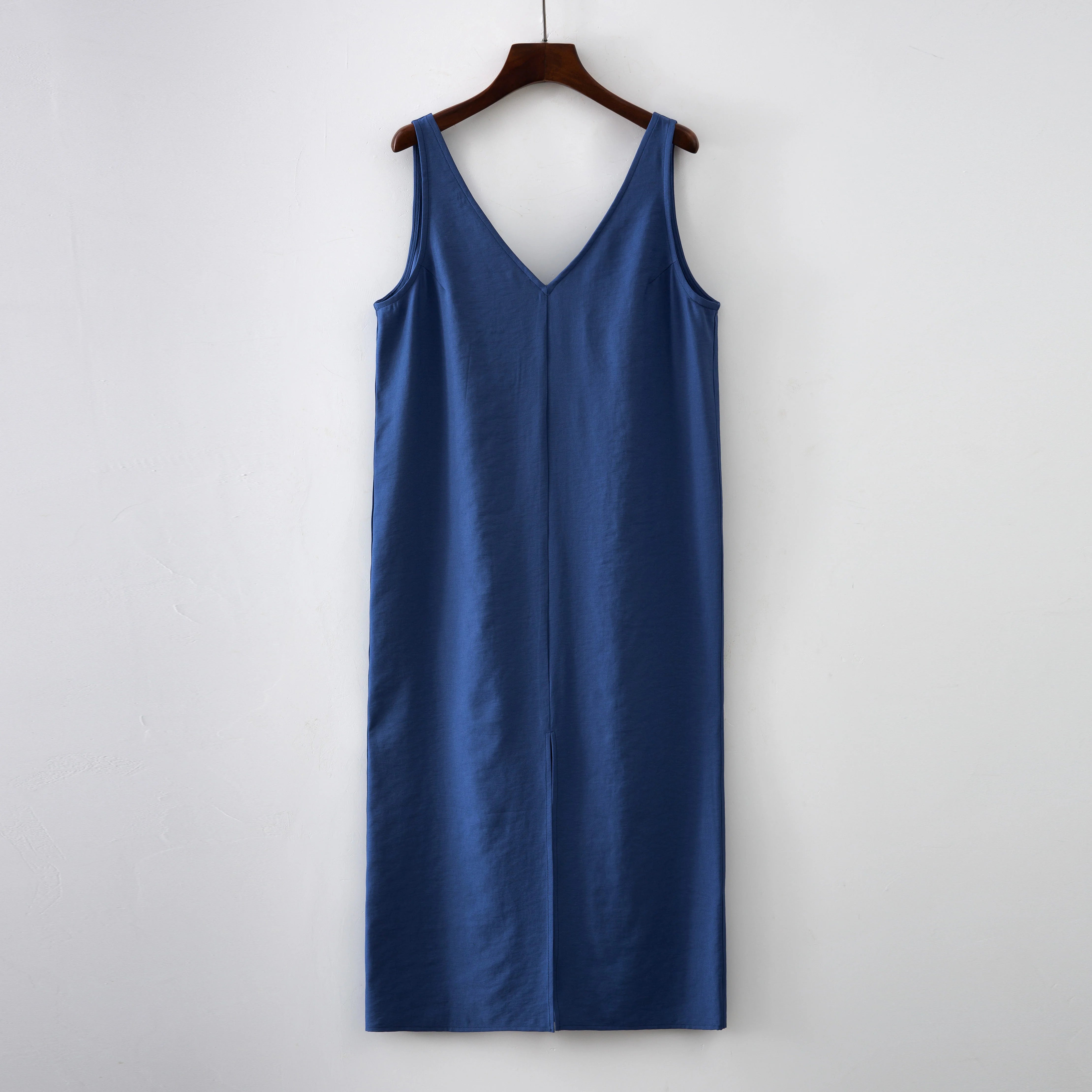 Aiertu  -  2026 Summer Women Solid White V Neck Sleeveless Fashion Dress Split Tank Dress Aiertu