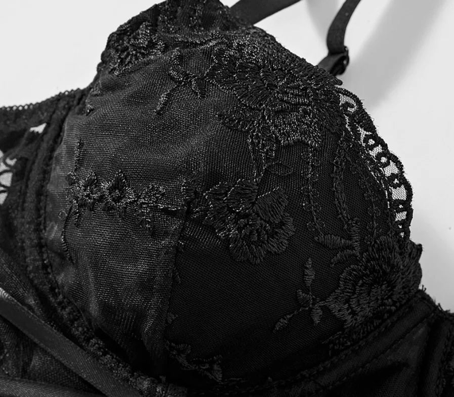 Aiertu  -  Women's Dark Gothic Lace Tank Top Jacquard Sexy Top Halloween Costume Bra Aiertu