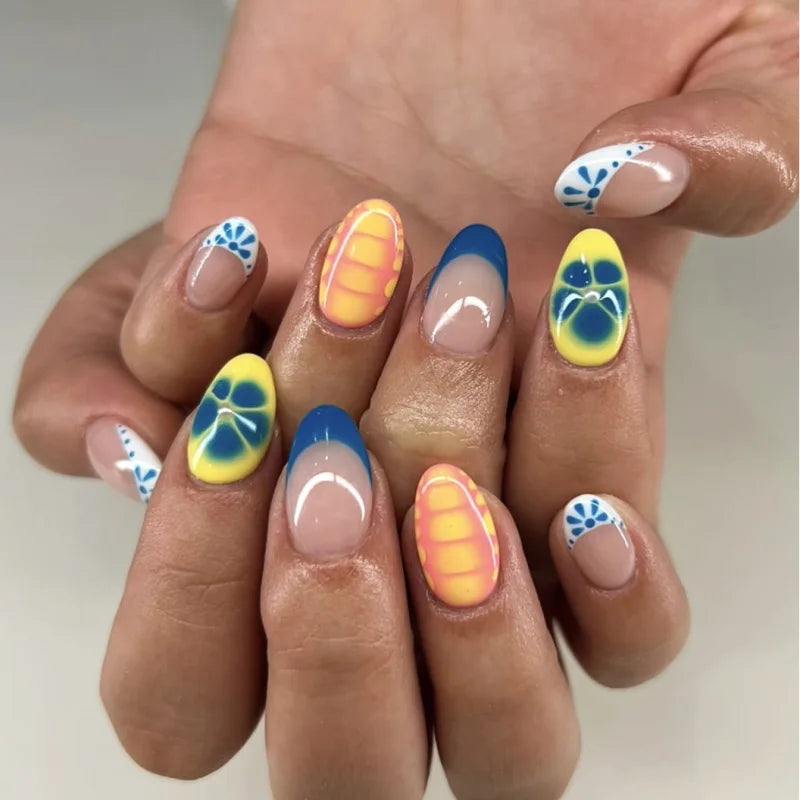 Aiertu  -  24PCS Blue Checkered Stripes Patterns False Nails Summer Simple Flower Short Round Press on Nails Detachable Nail Tips with Glue Aiertu
