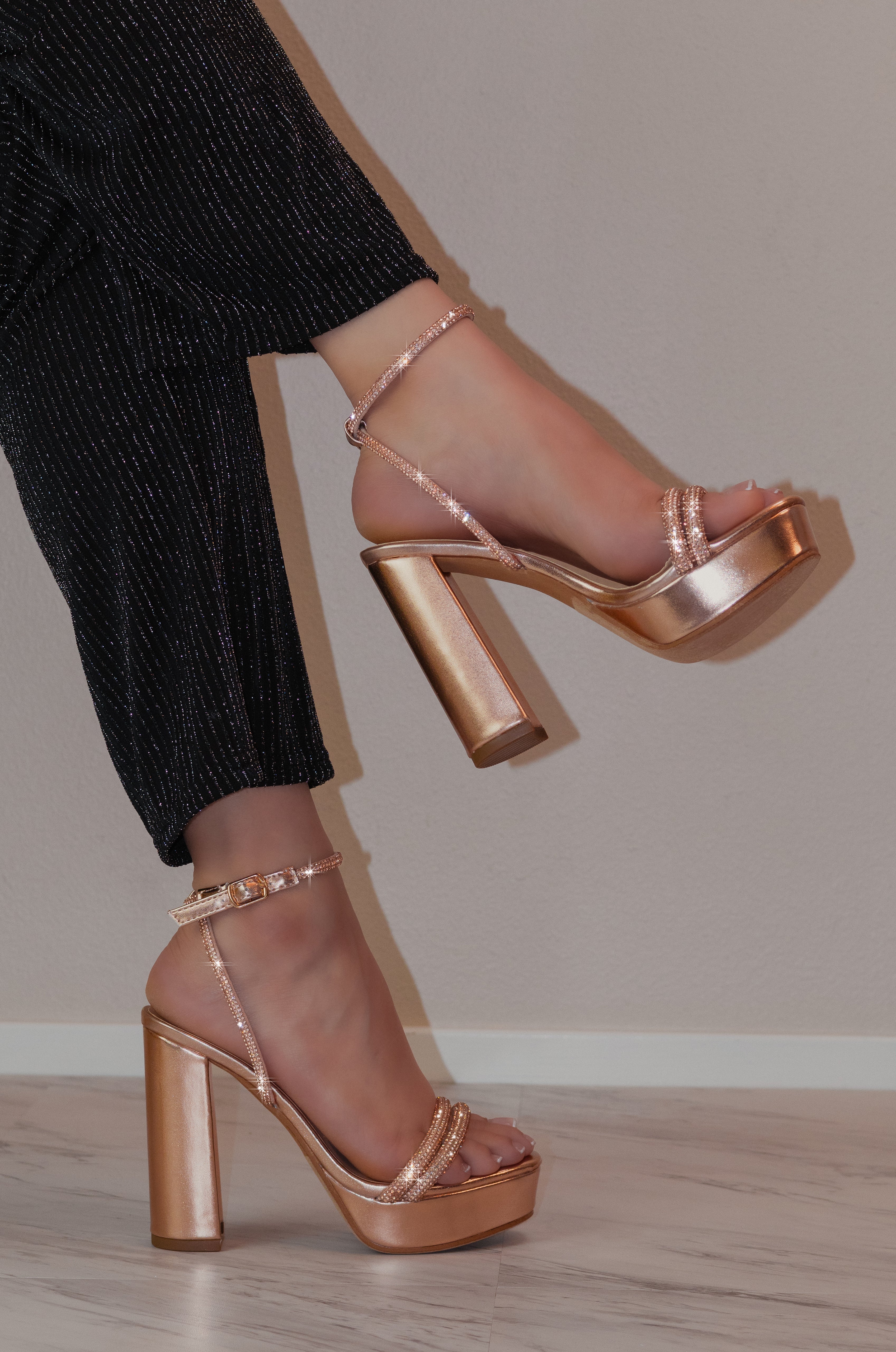 Aiertu  Eleanor - Embellished Ankle Strap Platform Heels, Chunky Heel & Synthetic Material, Glamorous Party Footwear, Bold & Comfortable for Evening Events Aiertu