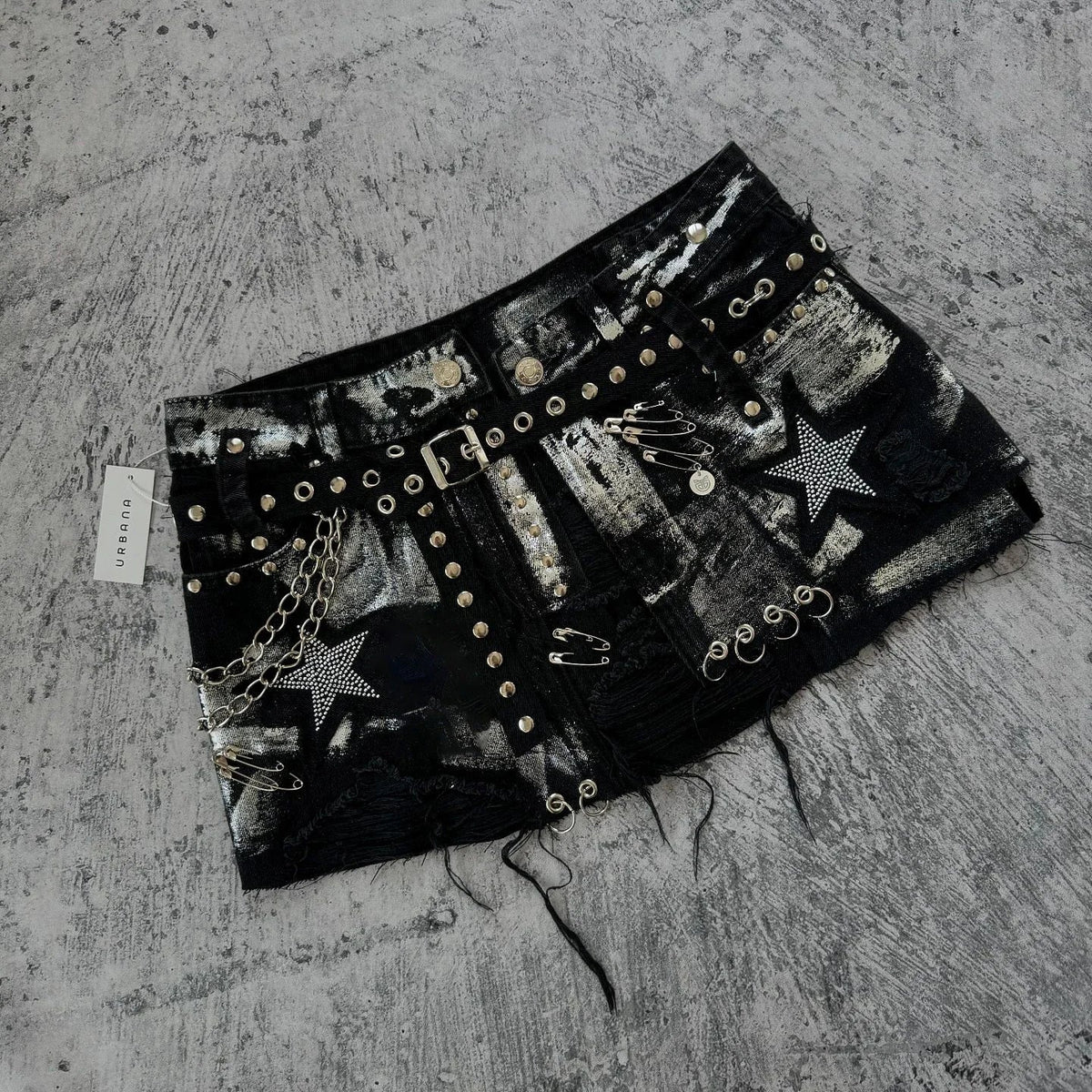 Aiertu  -  Y2K Streetwear Retro Skirt Gothic Hip Hop Patchwork Rhinestone Sequins Loose Washed Denim Short Group High Waist Slim Mini Skirt Aiertu