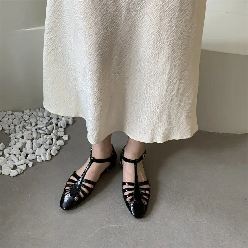Aiertu  -   T-strap Rome Flat Sandals Women Hollow Out Vintage Summer Mary Janes Shoes Ladies Pu Leather Holiday Elegant Gladiator Sandals Aiertu