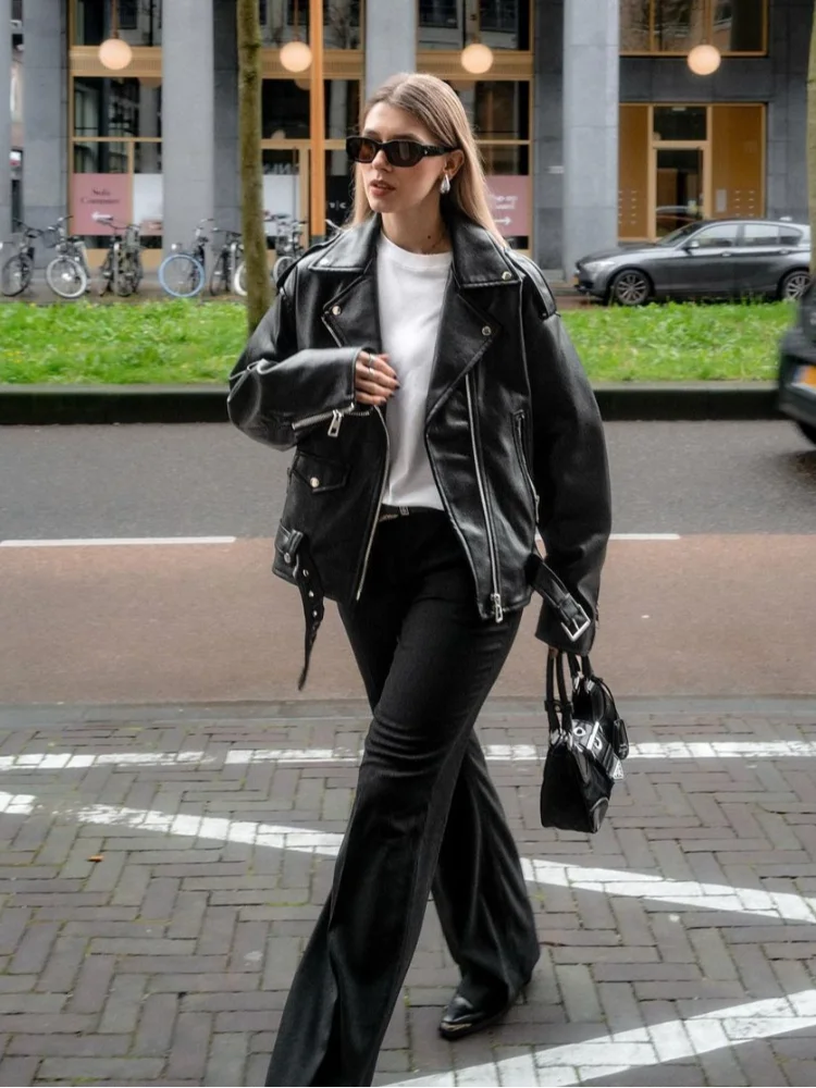 Aiertu  -  Chic Zipper Collar Leather Jackets For Women Fashion Long Sleeved Pocket Black Coats Female Autumn Winter High Street Outerwear Aiertu