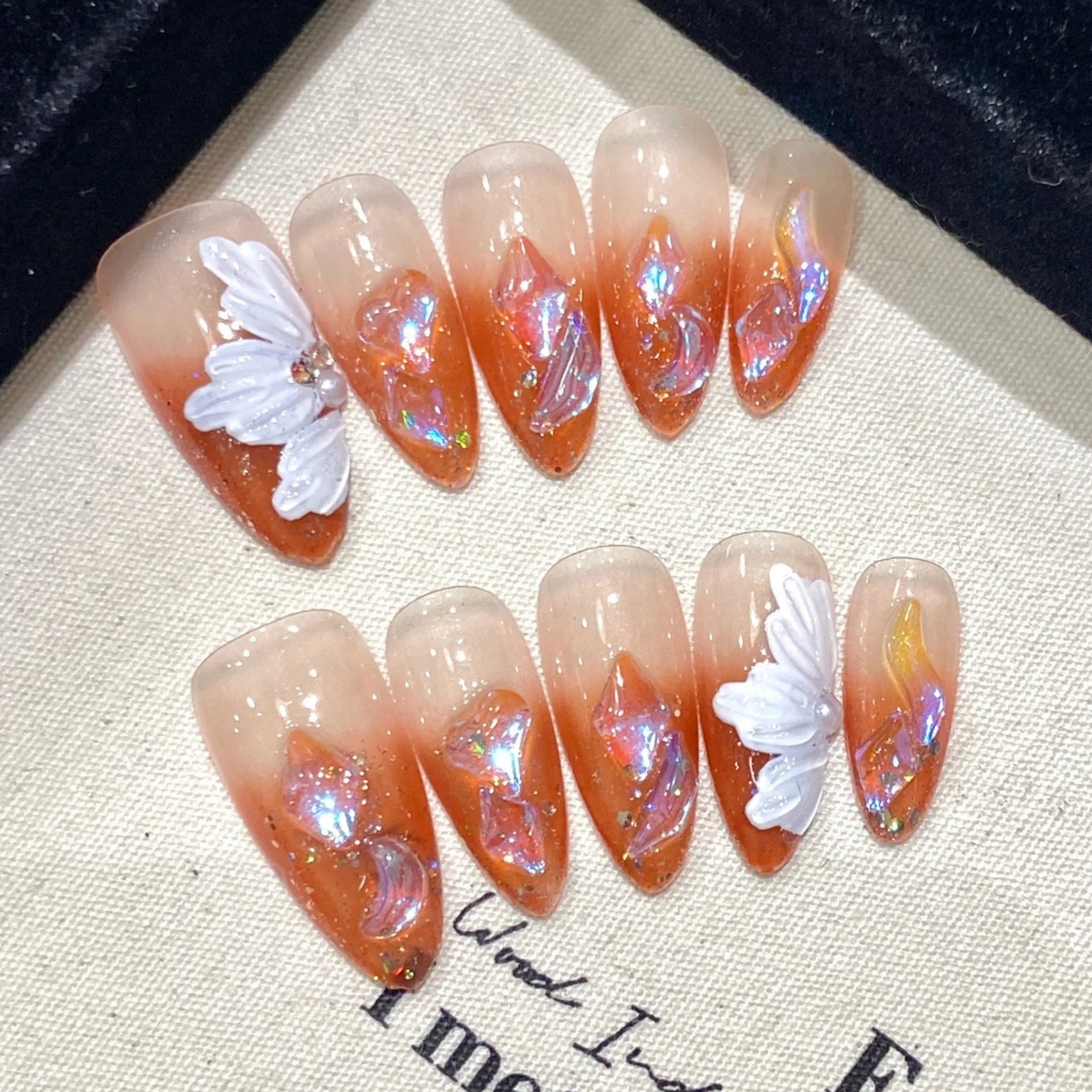 Aiertu 10pcs Blush Pink Fake Nail Patches Handmade Pearl Love Heart Press On Nails Planet Cross Designs Detachable Almond Aiertu