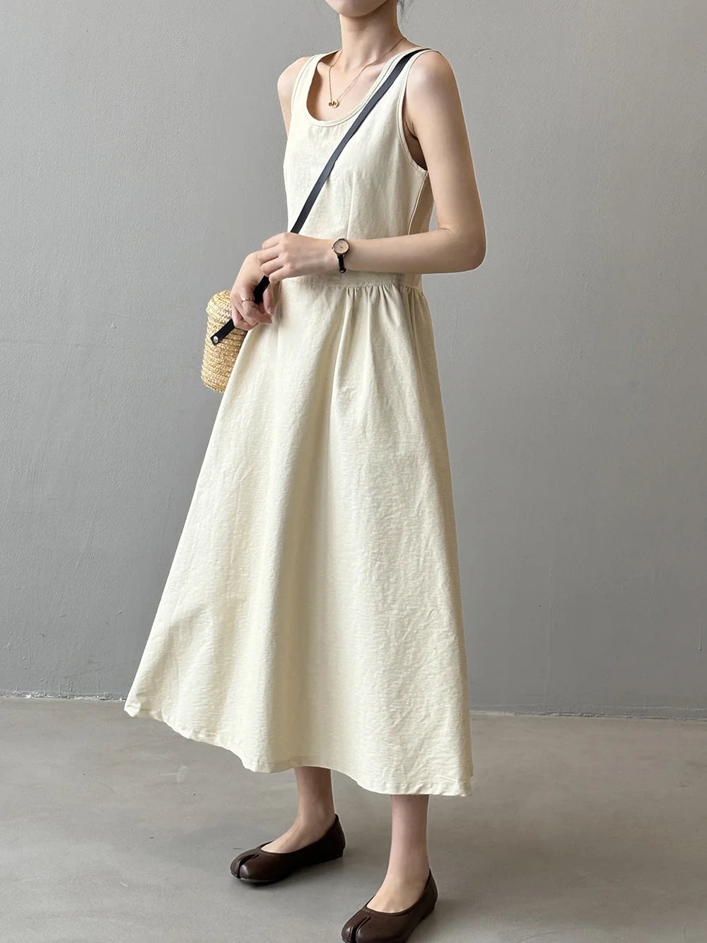 Aiertu  -  Fashion Sleeveless Long Dress Cotton Blend Solid Color Casual Summer New Dress A-line Backless Vacation Beach Dresses For Women Aiertu