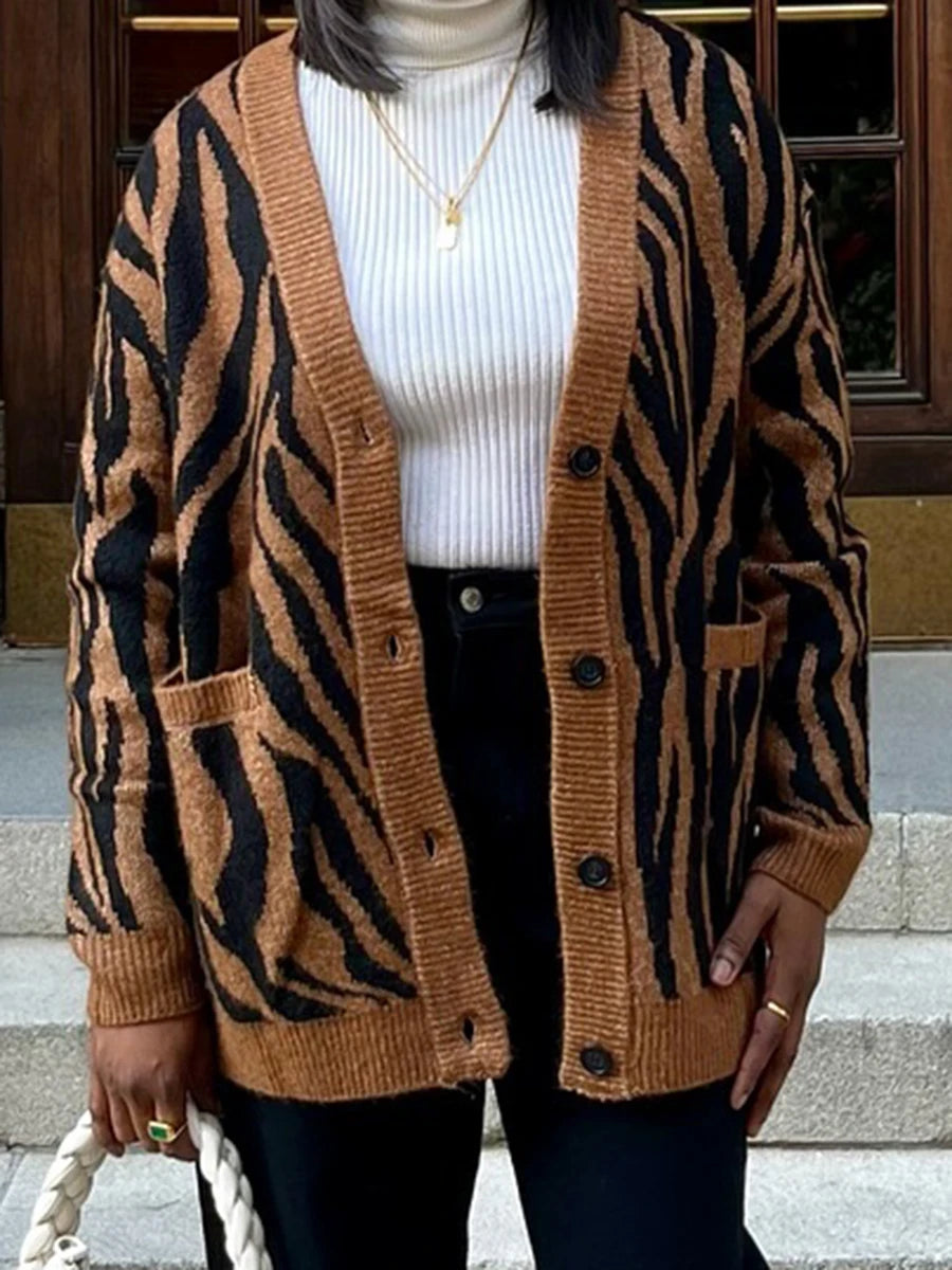Aiertu  -  Animal Striped Jacquard Cardigan Women 2026 Winter New V Neck Single Breasted Pocket Sweater Vintage Fashion Knitted Outerwear Aiertu