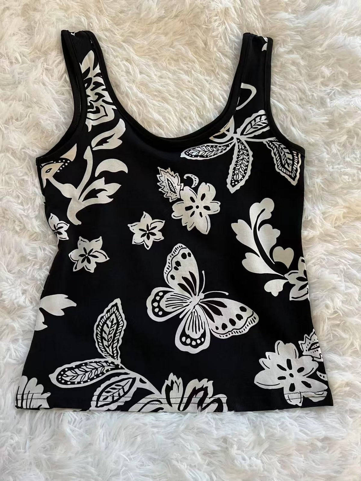 Aiertu  -  Y2k Aesthetic Tank Tops 2000s Harajuku Slim Sexy T Shirts Women Clothing Punk Graphic Crop Top Emo Streetwear Gothic Femme Camis Aiertu