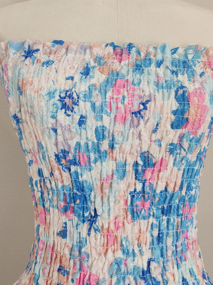 Aiertu  -  Summer Hollow Out Embroidery Cake Dress Women Sexy Beach Strapless Halter Stretch Cotton Spliced Layer Lace Trims Mini Vestidos Aiertu