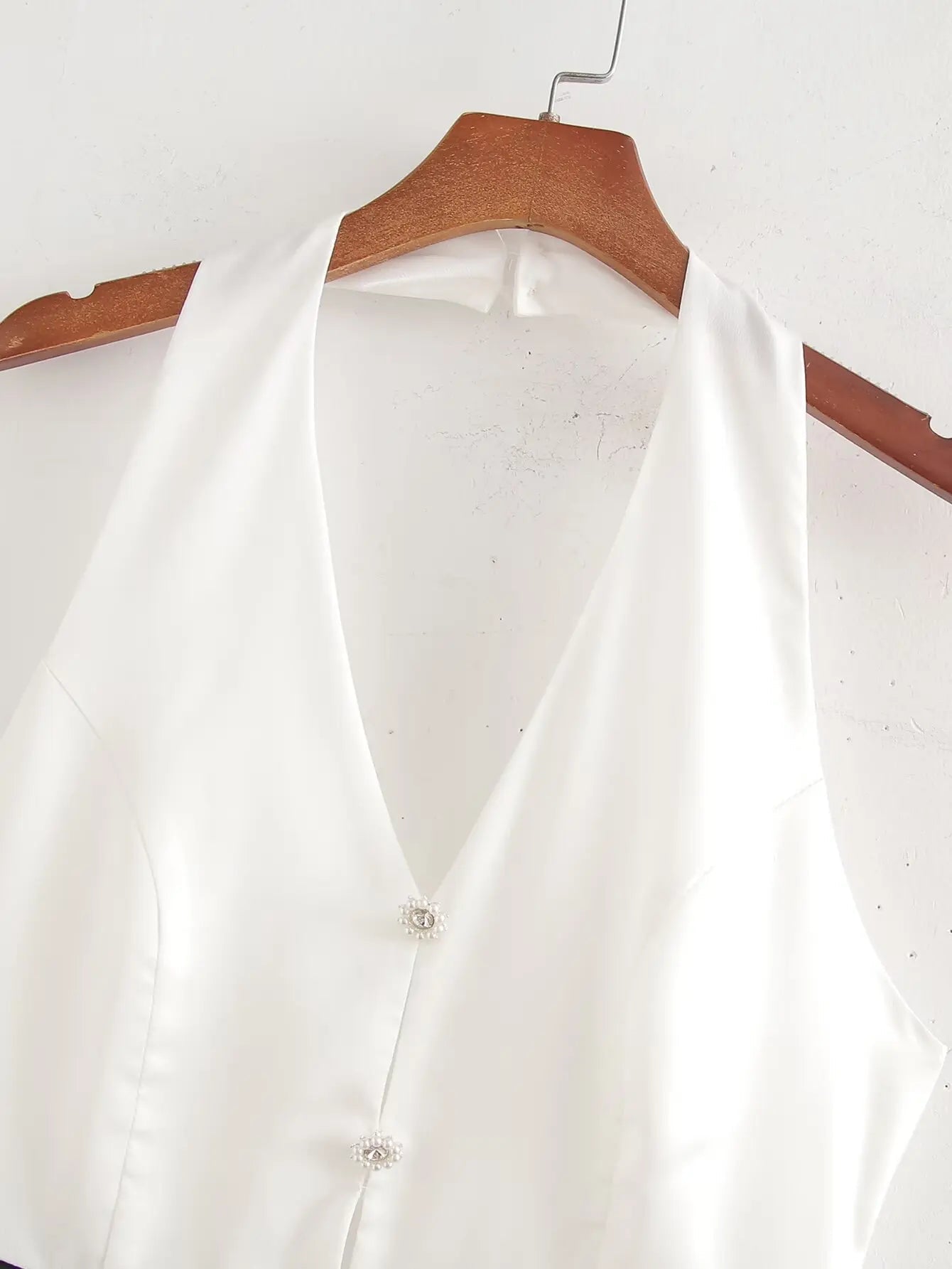 Aiertu  -  European and American style fashionable contrasting color stitching halter neck backless oversized hem dress Aiertu