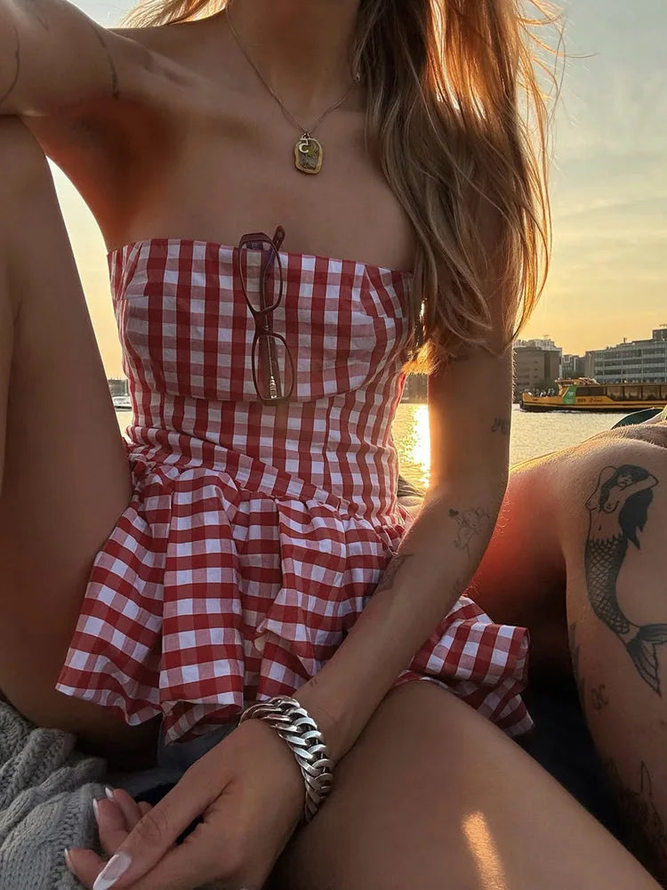 Aiertu  -  Print Red White Checkered Chest Wrap Pleated Fluffy Hem Sleeveless Backless Vacation Versatile Beach Party Trend Tops Aiertu