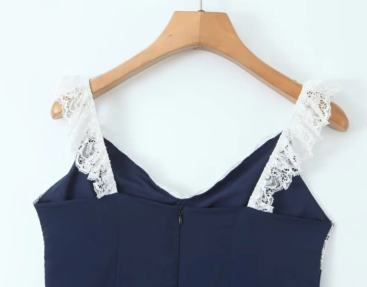 Aiertu  -  French pure sexy suspender dress female summer deep V-neck lace splicing hot girl short skirt Aiertu