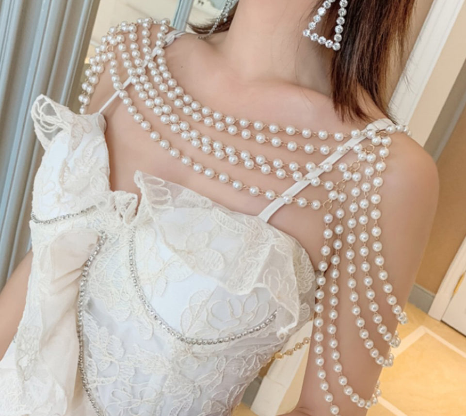 Aiertu  Baroque Pearl Royalcore Statement Dress Aiertu