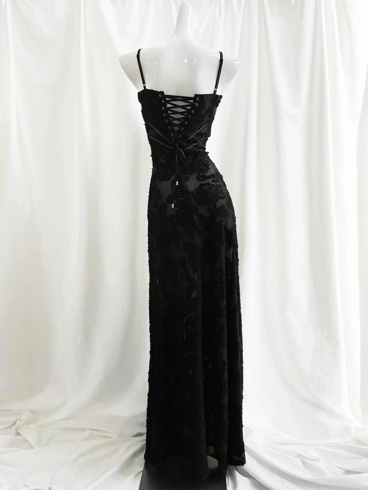 Aiertu  -  Formal Occasion Dresses Maxi Black Appliques Dresses For Dancing Parties Long Elegant Party Dresses Women New In Aiertu