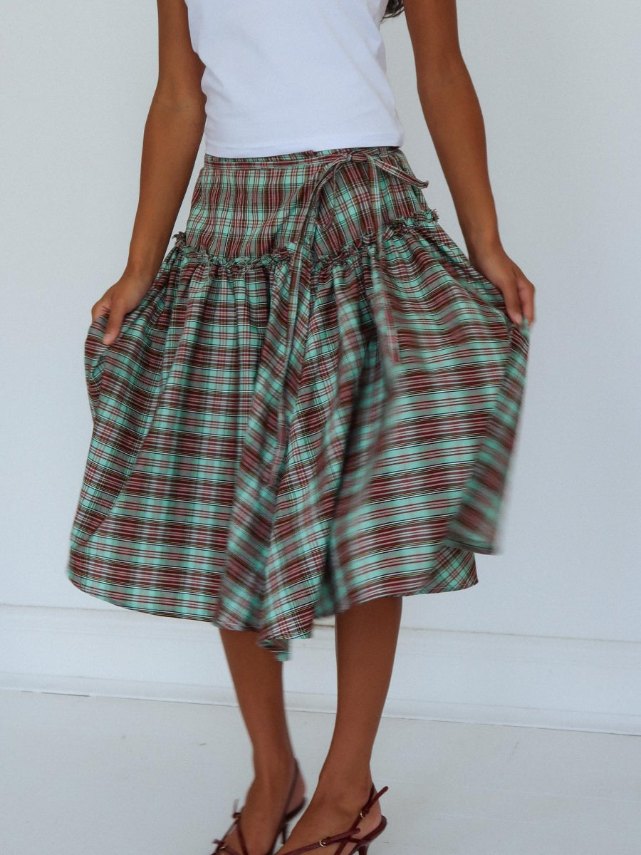Aiertu  -  Women Y2k Low Rise Plaid Midi Skirt Lace Up Ruffle Hem A Line Skirt 90s Vintage Tie Up Gingham Tiered Skirt Going Out Streetwear Aiertu