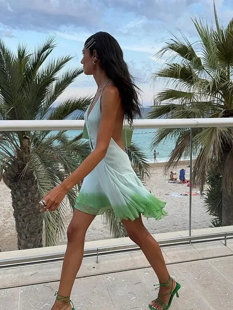 Aiertu     -  Fall Outfits 2026 Sexy Gradient Contrast Ruffles Halter Mini Dress Fashion Women Off Shoulder Backless Sleeveless Vestidos Chic Lady Party Gowns Aiertu