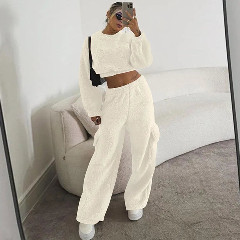 Aiertu      -  Solid Plush Long Sleeve Sweatshirt Trousers Two-Piece Set Female Casual Crop Top Matching Set Lady Autumn Winter Warm New Aiertu