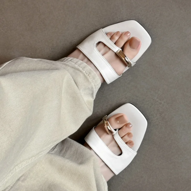 Aiertu  -  Popular Design Women Slippers Casual Non-slip Outside Sandals Low-heels Shoes Metal Buckle Split Toe Beautiful Flats Aiertu