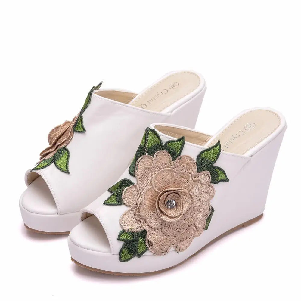 Aiertu  -  Queen Black White Peep Toe Platform Wedges Sandals Wedges High Heels Slippers Beach Sandals For Women Lace Flower Aiertu
