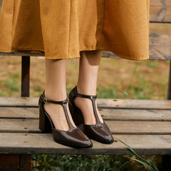 Aiertu  -  New Fashion Lacquer Leather T-shaped Pumps Round Toe Square Heel Straw Shoes French High Heels One Button Baotou Sandals Aiertu