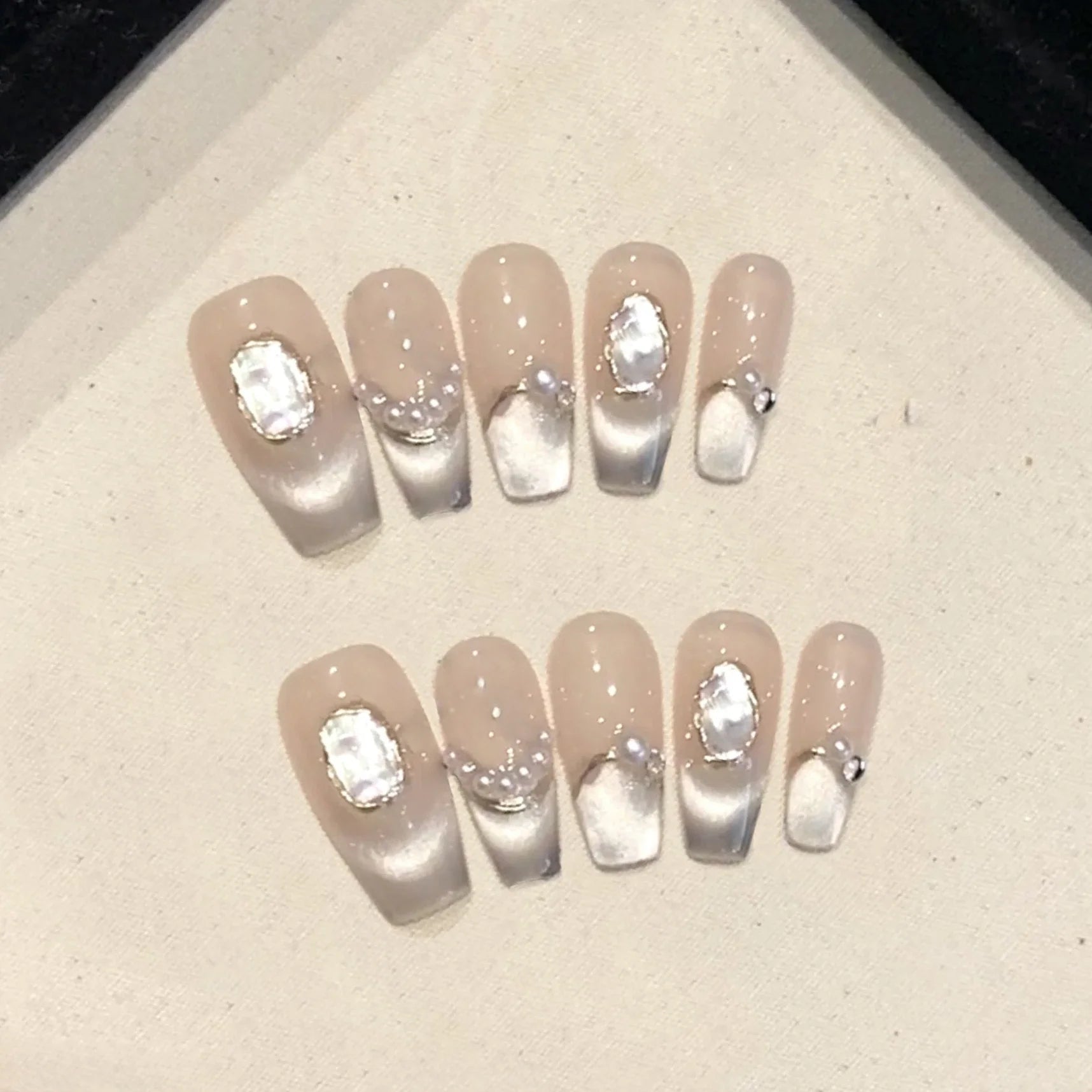 Aiertu 10pcs Aurora Cat Eye Coffin Handmade Press on Nails Cherry Blossom False Nails Sweet French Tip Nail Art Wearable Manicure Nails Aiertu