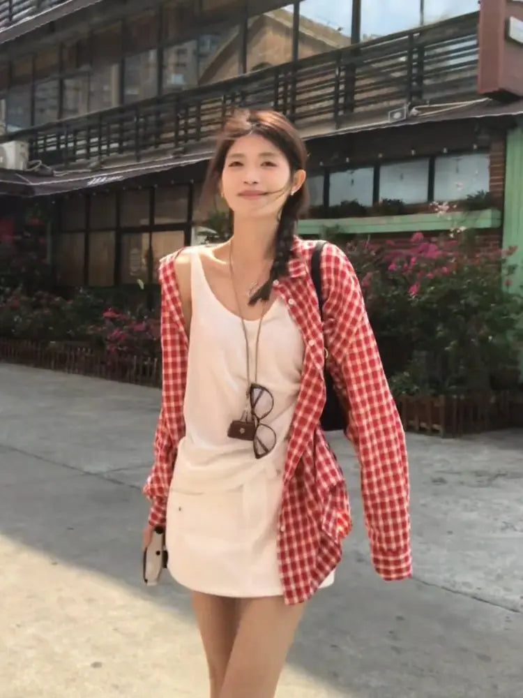 Aiertu  -  Turn-down Collar Red Plaid Shirt Women's Spring Casual Long-sleeved Loose Sunscreen Shirt Fashion Female Clothes Aiertu