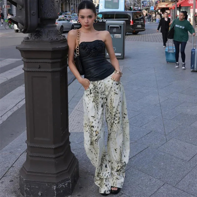 Aiertu  -  Retro Washed Leopard Print Women Jeans Zipper Pockets Straight Wide Leg Pants 2025 Spring Summer Street Vacation Lady Trousers Aiertu