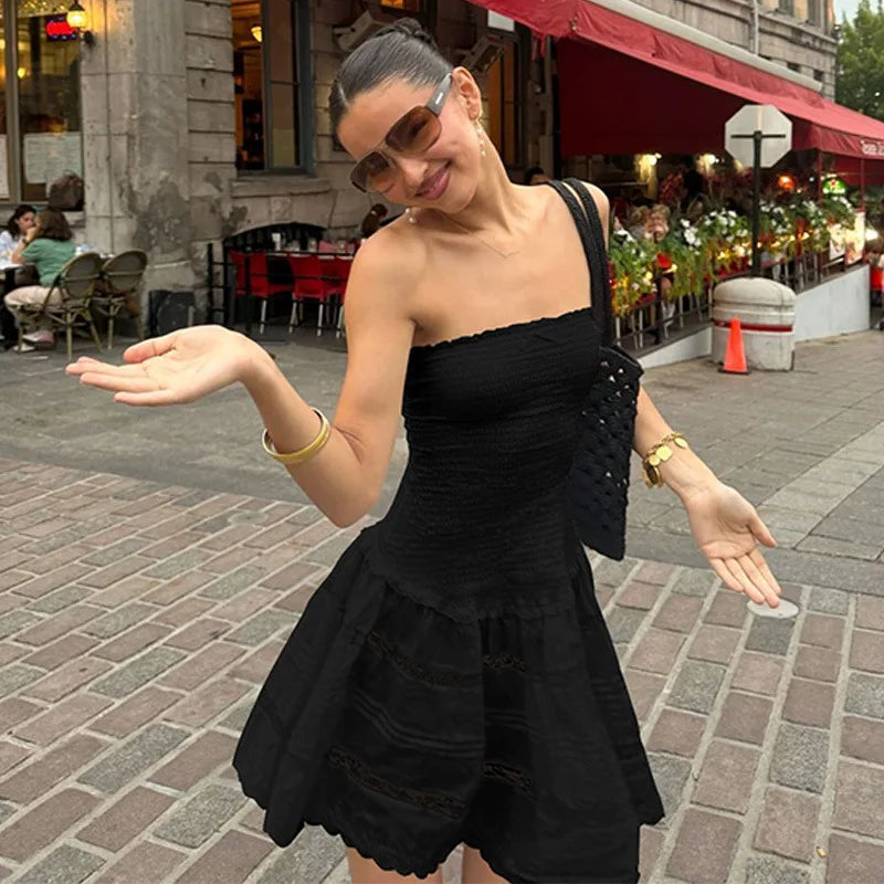 Aiertu  -  Fashion White Strapless Mini Dress For Women Slim Sleeveless Sexy Club Party Dress Sweet Ruched A-line Dress Female New Aiertu