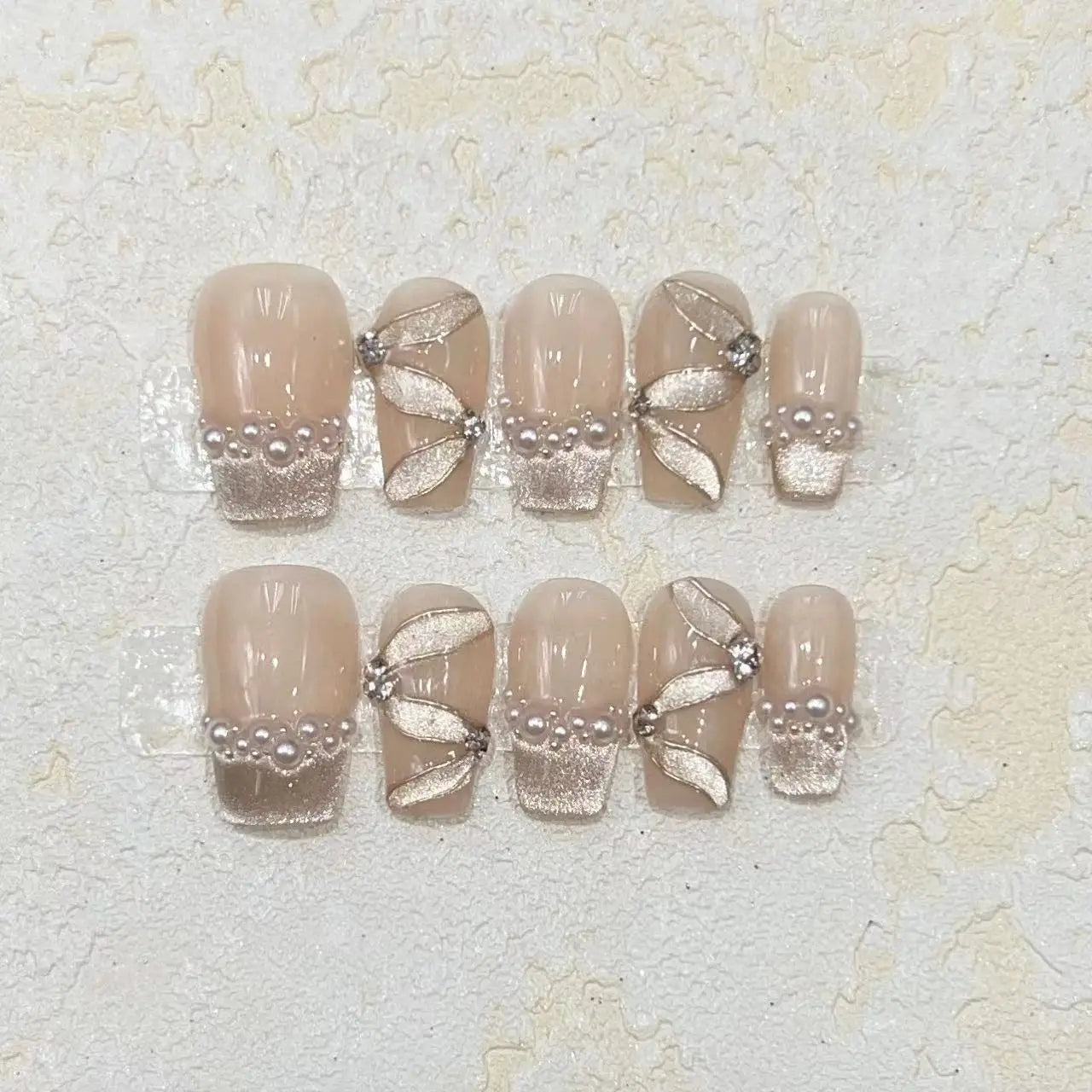 Aiertu 10Pcs Cat Eye Handmade Press On Nails with Gradient Design False Nails Full Cover French Ballerina Wearable Artificial Nail Tips Aiertu