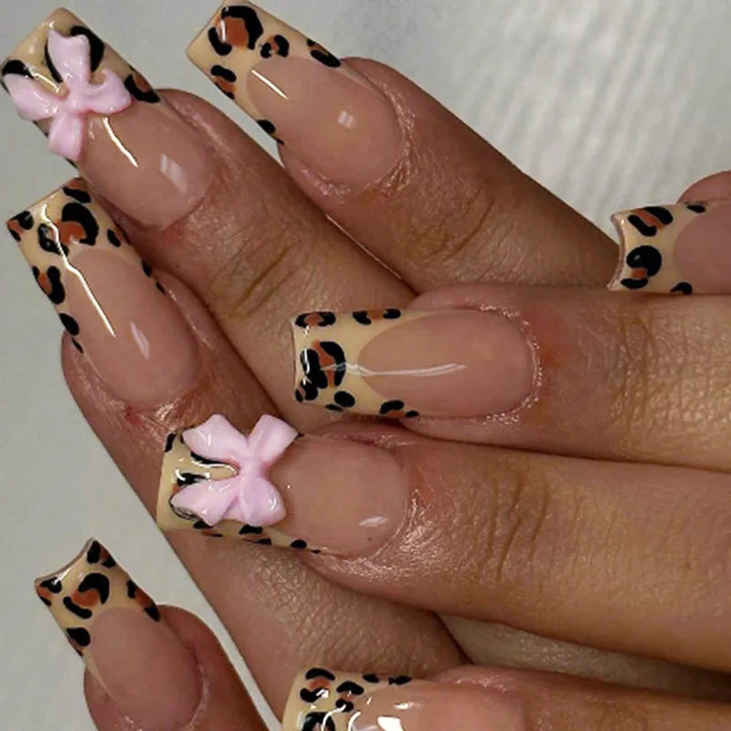 Aiertu Pink French Style Fake Nails 3D Bowknot Designs Short Square Press on Nails Sweet Korean Fashion False Nails for Women and Girls Aiertu