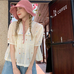 Aiertu Sweet Shirts Women Kawaii Cute Print V Neck Puff Short Sleeve Blouse Student Korean Fashion Embroidery Loose Casual Top Aiertu