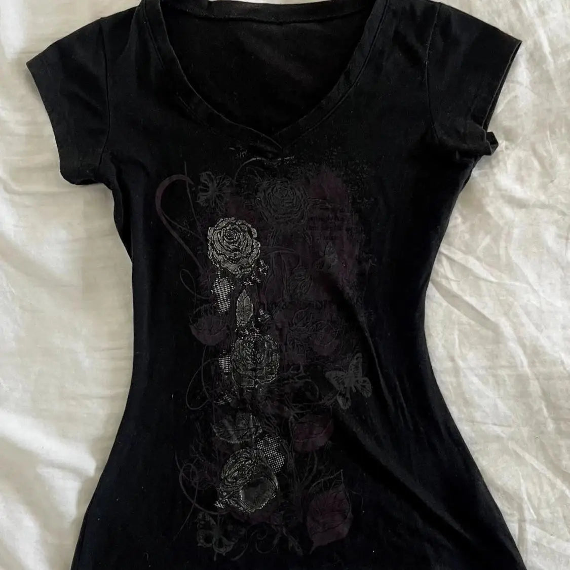Aiertu  Summer All Match Luxury Flower Print V Neck Short Sleeve Shirt American Popular Vintage Tops Slim Waist Women Y2k Aesthetic Tee Aiertu