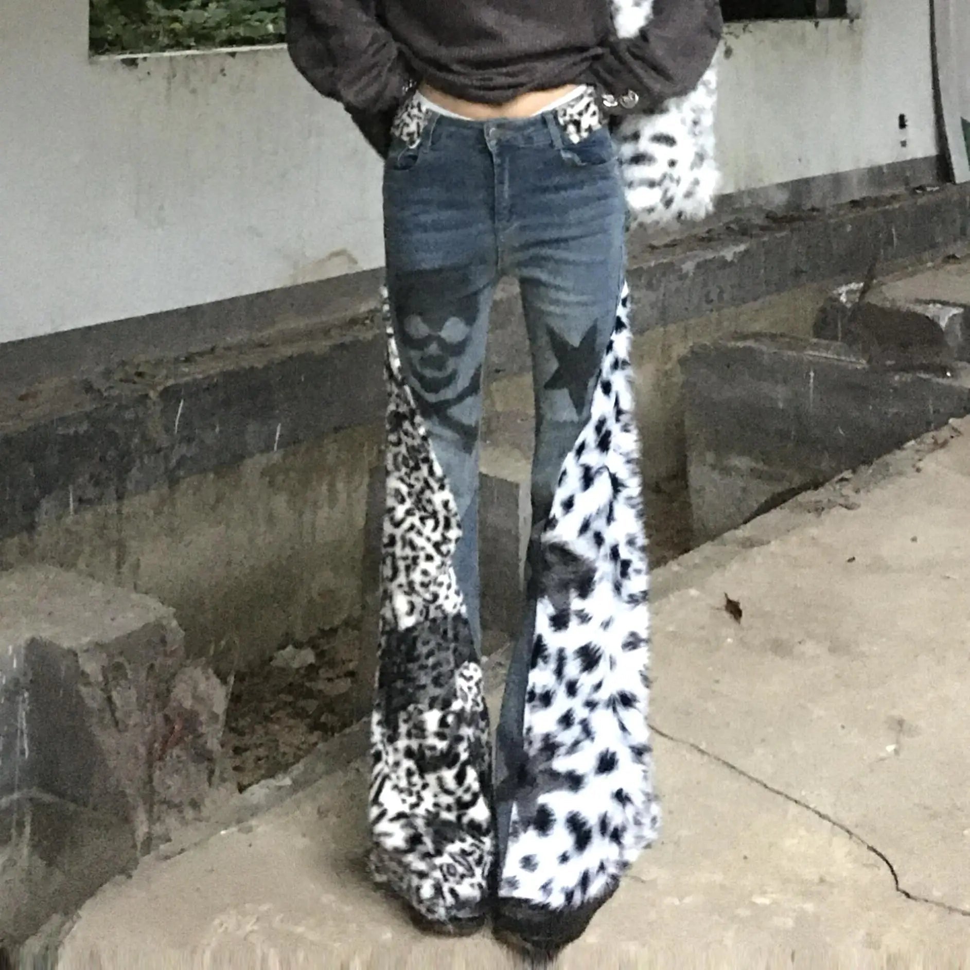 Aiertu  -  High Street Retro Large Size Washed Skull Leopard Print Straight Jeans y2k Winter New Style Hot Girl Slim Low Waist Flare Pants Aiertu