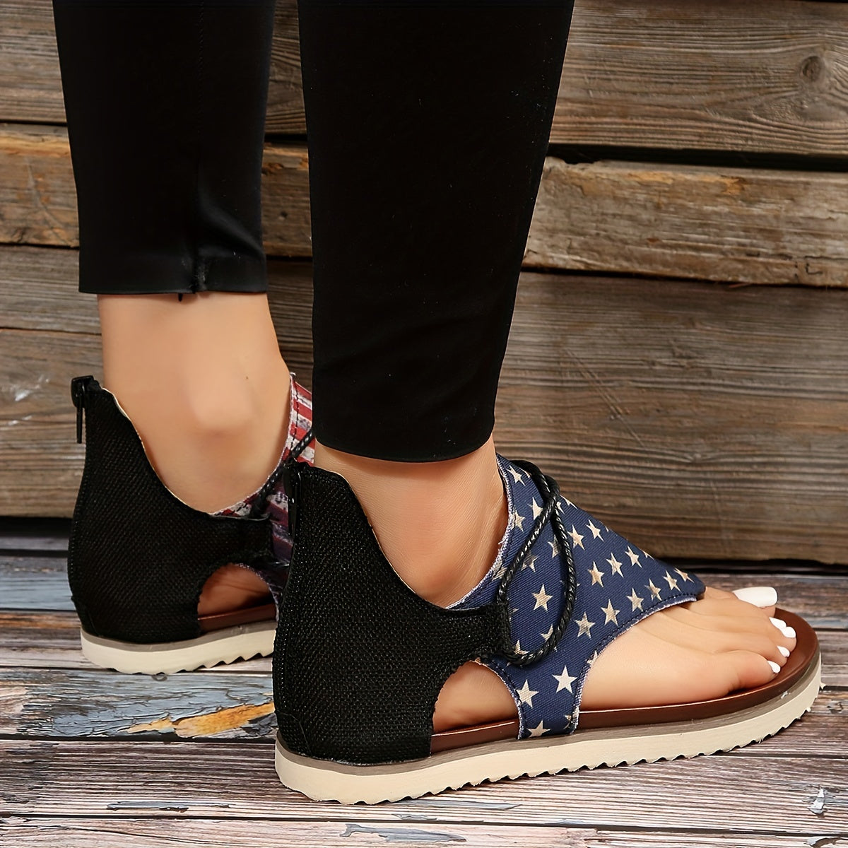 Aiertu [Vintage Gladiator Sandals] Vintage Style Gladiator Sandals - Striped Independence Day Flat Heel with Zip Closure, Split Toe Design, EVA Sole, Faux Cover Insole & Lining Aiertu