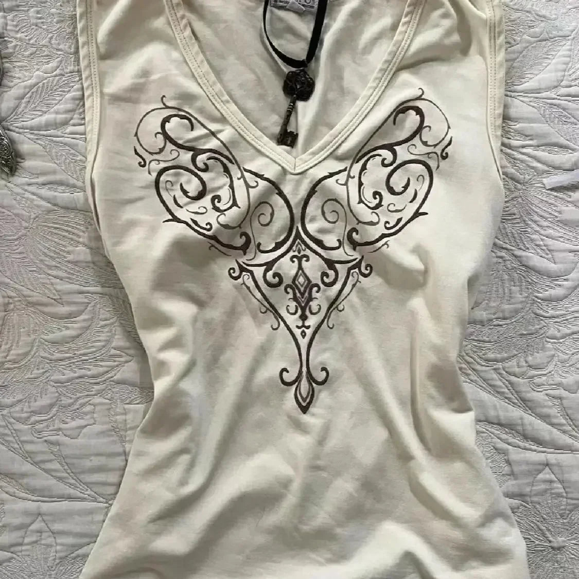 Aiertu  Fashion Harajuku Y2k Aesthetic V Neck Sleeveless Camisoles Punk Style Office Lady American Vintage Print Shirt Print Tank Tops Aiertu