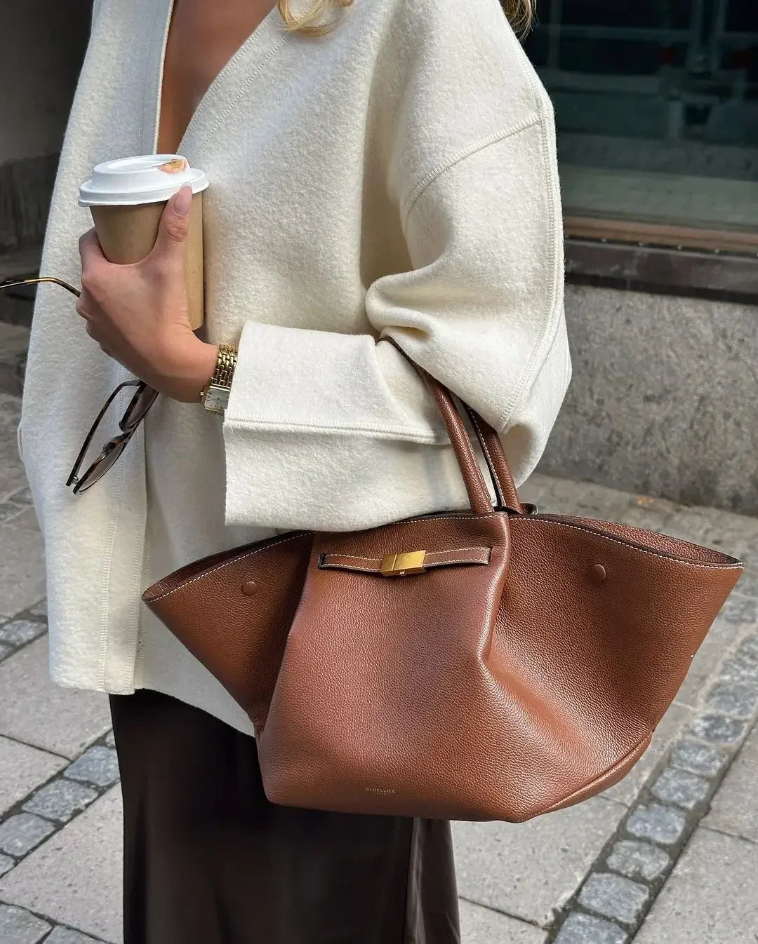 Aiertu  -  Women Elegant White Spliced Woolen Coat Causal V-neck Long Sleeves Buttons Short Jacket 2026 Autumn Lady High Street Outwear Aiertu