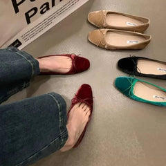 Aiertu  -  New Style Fashion Elegant Velvet Ballerina Shoes Woman Luxury Velour Ballet Flats Ladies Retro Round Toe Bowknot Shallow Loafers Aiertu