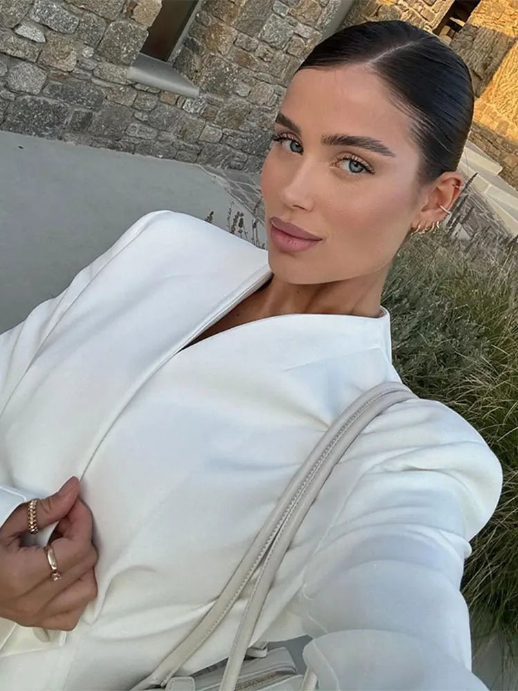 Aiertu  -  Chic Luxury White V Neck Suit Jacket Women Elegant Retract Waist Long Sleeves Office Coat Autumn Lady High Street Outerwear Aiertu