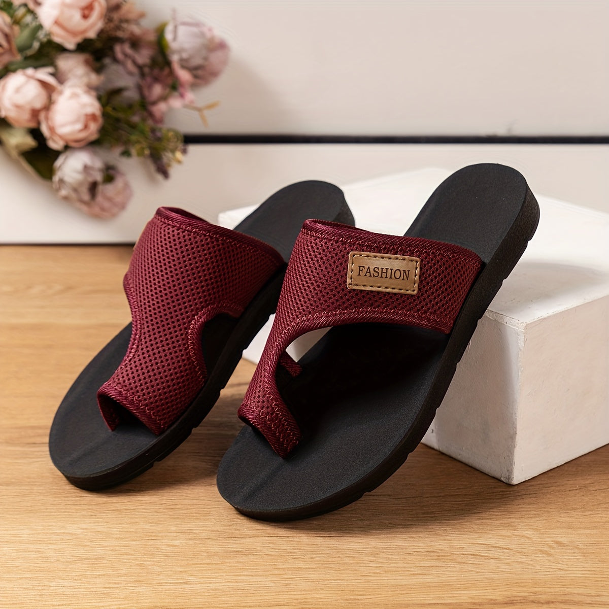 Aiertu [Breathable Mesh Slippers] Comfortable Women's Breathable Mesh Flat Slippers - Solid Color Open Toe Slip-on Casual Travel Sandals - Non-Slip Durable Faux Sole, All-Season Fabric Inner, Synthetic Insole Aiertu