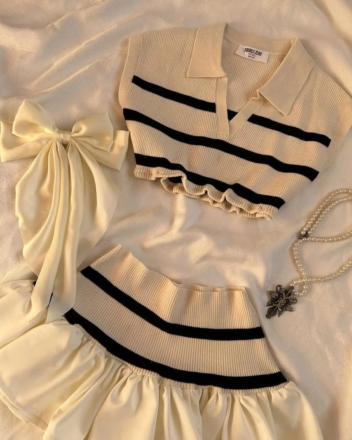 Aiertu  -  American Sweater Skirt Suit Two Piece Harajuku Women Fashionable V Neck Vest Striped Knitted Stitching Sexy Mini Skirt Short Top Aiertu