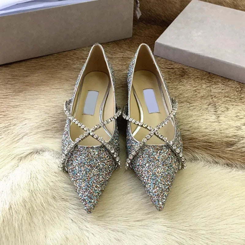 Aiertu    -  Women's single shoes,Europeanand American spring and autumn newfashionable pointeddiamond chainflat bottomed shallow mouth shoes Aiertu