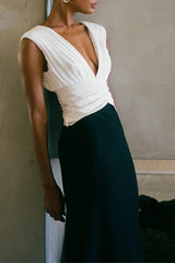 Aiertu  -  Sexy Backless Ruched Contrast V Neck Long Dresses Aiertu