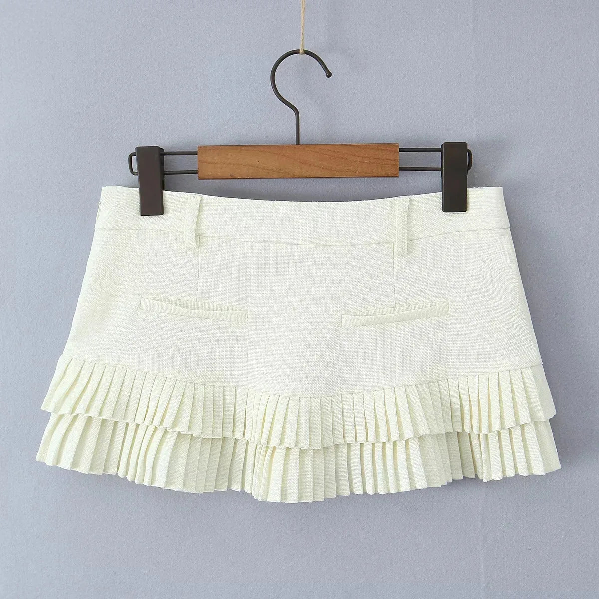 Aiertu  -  Solid Sexy Pleated Skirts For Women Low Waist Sweet Chic Y2k A-line Mini Skirt Summer Spring New Streetwear Fashion Faldas 2025 Aiertu