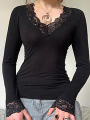 Aiertu 2025 spring fashion trend Lace Patchwork Solid Slim Tee Shirts Long Sleeves V-neck Aesthetic Fashion Clothes Vintage Streetwear Black Tops Aiertu